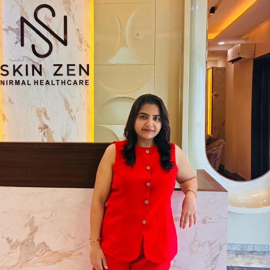 Dr Astha Gupta at Skinzen reception